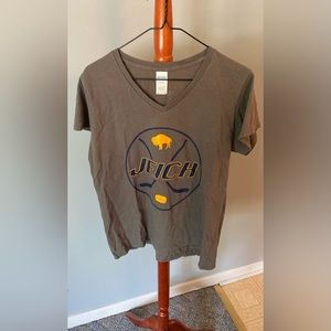 Jack Eichle v neck tee